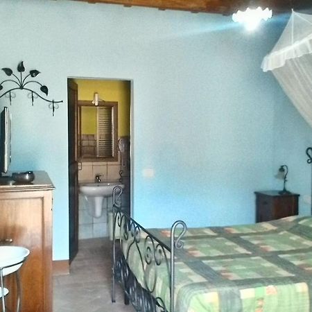 Апартаменти Casale Poggio Colpiccione Пассіньяно-суль-Тразімено Екстер'єр фото