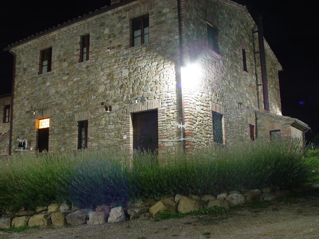 Апартаменти Casale Poggio Colpiccione Пассіньяно-суль-Тразімено Екстер'єр фото